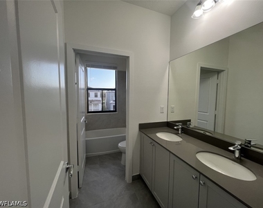 5657 Agostino Way - Photo Thumbnail 12