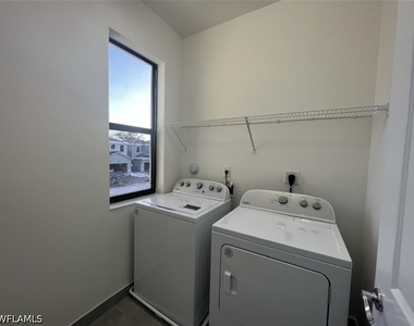 5657 Agostino Way - Photo Thumbnail 14