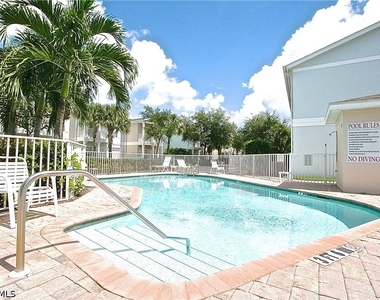 3225 Cypress Glen Way - Photo Thumbnail 28