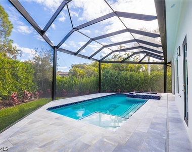 231 Legacy Court - Photo Thumbnail 2