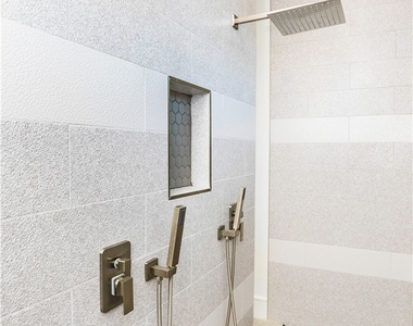 231 Legacy Court - Photo Thumbnail 28