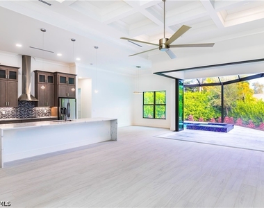 231 Legacy Court - Photo Thumbnail 7