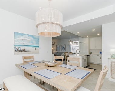 5629 Double Eagle Circle - Photo Thumbnail 11