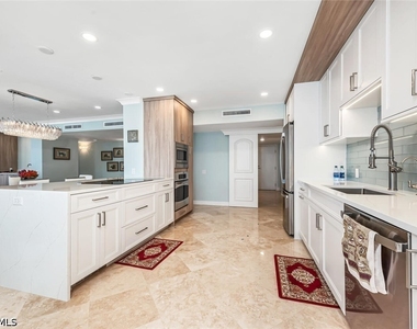 4401 Gulf Shore Boulevard N - Photo Thumbnail 4