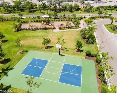 14541 Stern Way - Photo Thumbnail 32