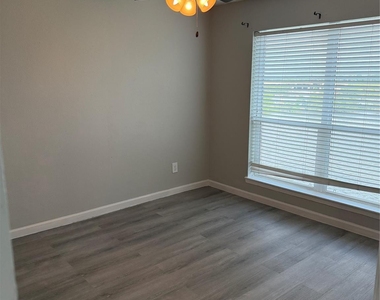 18800 Egret Bay Boulevard - Photo Thumbnail 11