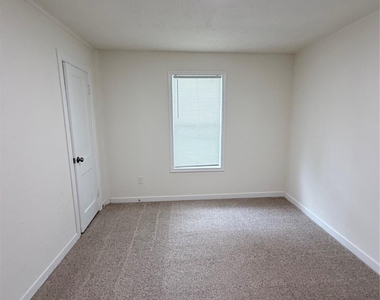 1112 3rd Street - Photo Thumbnail 16