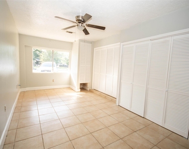 10902 Mosscrest Drive - Photo Thumbnail 11