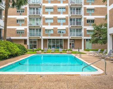 3600 Montrose Boulevard - Photo Thumbnail 15