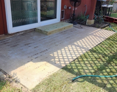 703 Flower Field Court - Photo Thumbnail 22