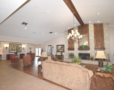 703 Flower Field Court - Photo Thumbnail 25