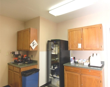 703 Flower Field Court - Photo Thumbnail 27