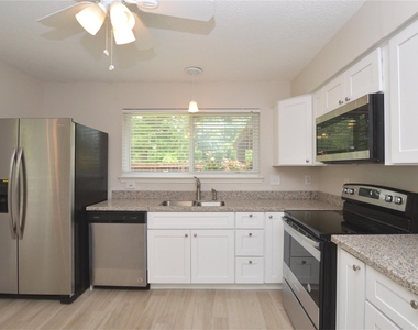 703 Flower Field Court - Photo Thumbnail 6