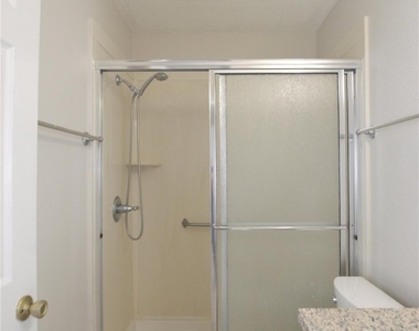 703 Flower Field Court - Photo Thumbnail 15