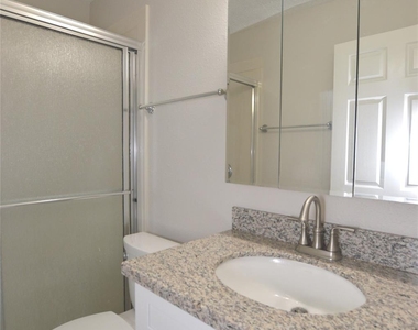 703 Flower Field Court - Photo Thumbnail 13