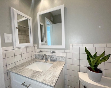 2601 Bellefontaine Street - Photo Thumbnail 10