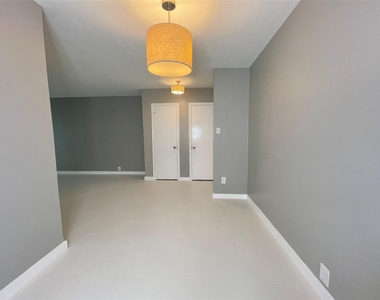 2601 Bellefontaine Street - Photo Thumbnail 5