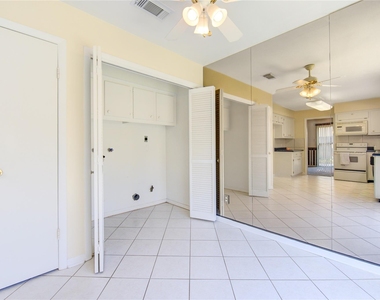 1927 Ash Meadow Drive - Photo Thumbnail 8
