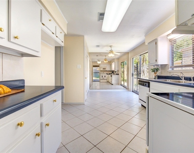 1927 Ash Meadow Drive - Photo Thumbnail 17