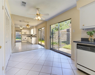 1927 Ash Meadow Drive - Photo Thumbnail 11
