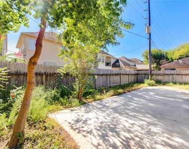 1927 Ash Meadow Drive - Photo Thumbnail 44