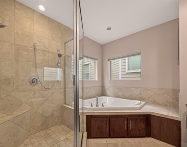 1510 Crockett Street - Photo Thumbnail 30
