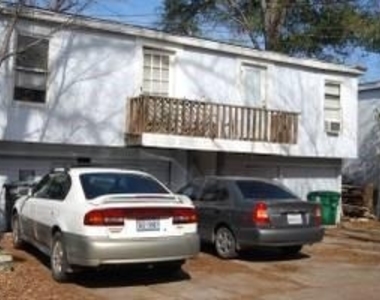 1826 1/2 W Main Street - Photo Thumbnail 1