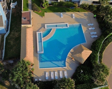 7700 Seawall Boulevard - Photo Thumbnail 1