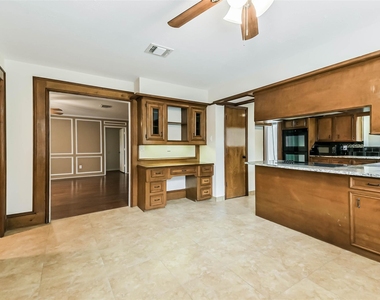 12910 Ivyforest Drive - Photo Thumbnail 5