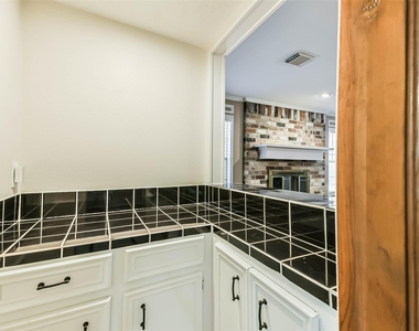 12910 Ivyforest Drive - Photo Thumbnail 2