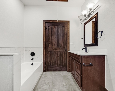 29529a Turnbury Village Drive - Photo Thumbnail 14