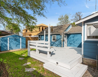 320 Coronado Street - Photo Thumbnail 27