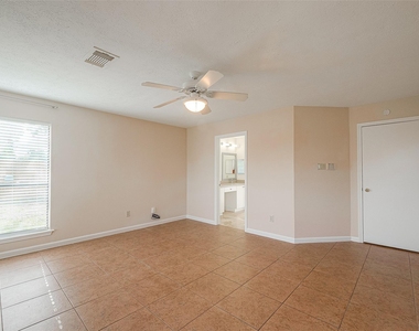 703 Turtle Creek Drive - Photo Thumbnail 13