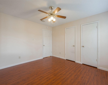 703 Turtle Creek Drive - Photo Thumbnail 14