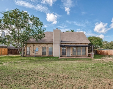 703 Turtle Creek Drive - Photo Thumbnail 7