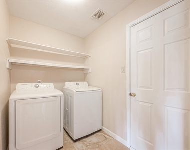 703 Turtle Creek Drive - Photo Thumbnail 24