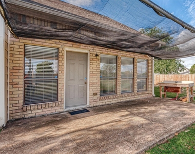 703 Turtle Creek Drive - Photo Thumbnail 6