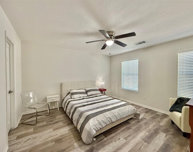 2 Twin Feather Place - Photo Thumbnail 35
