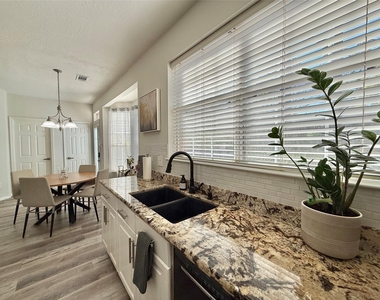2 Twin Feather Place - Photo Thumbnail 23