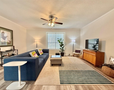 2 Twin Feather Place - Photo Thumbnail 13