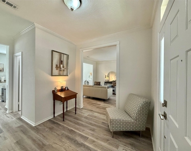2 Twin Feather Place - Photo Thumbnail 4