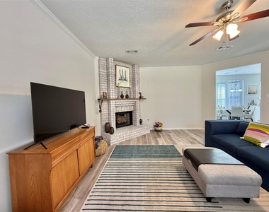 2 Twin Feather Place - Photo Thumbnail 15