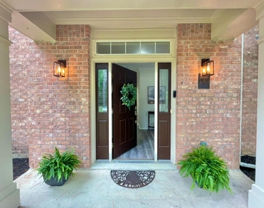 2 Twin Feather Place - Photo Thumbnail 3