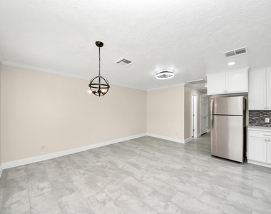 7066 Villa Street - Photo Thumbnail 4