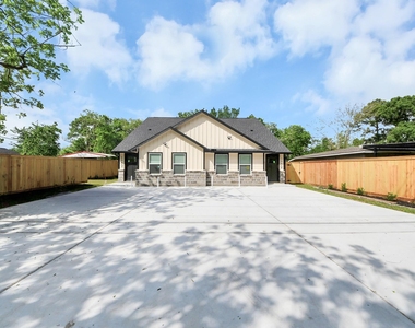7066 Villa Street - Photo Thumbnail 36