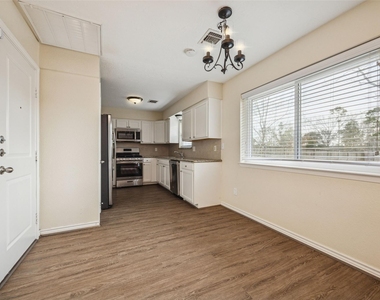 103 Brigadoon Lane - Photo Thumbnail 5