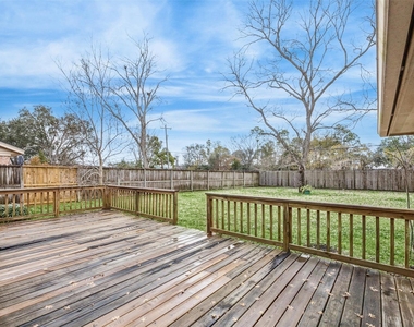 103 Brigadoon Lane - Photo Thumbnail 15