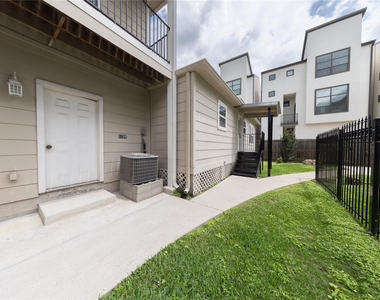 1229 W 21st Street - Photo Thumbnail 23