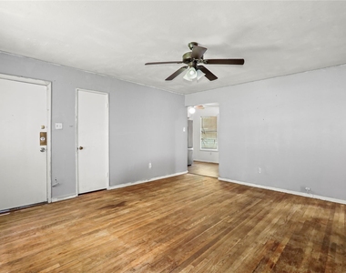 5515 Flamingo Drive - Photo Thumbnail 5