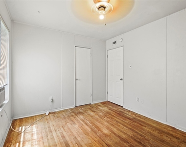 5515 Flamingo Drive - Photo Thumbnail 12